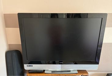 Vizio 37” HDTV with Remote Included