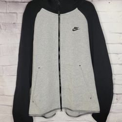 Nike Tech Fleece