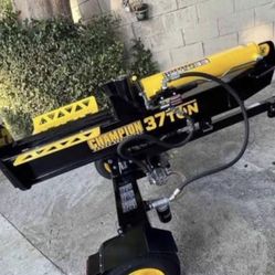 Champion Power Equipment 37 Ton 338cc Gas Powered Log Splitter with Vertical/Horizontal Operation an