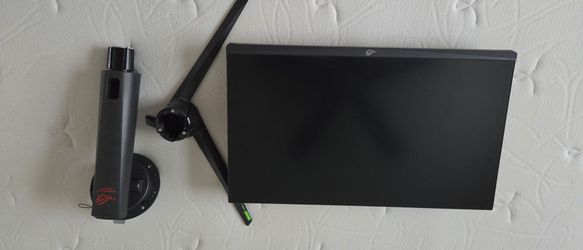 ASUS ROG Strix XG27AQM 27-inch gaming monitor.