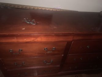 Dresser With Hidden Draws