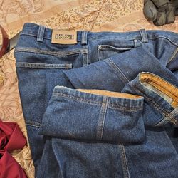 Duluth Trading Co Men's Jeans Size 42x32 MKe An Offer