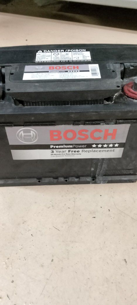 Bosch Premium Car Battery 