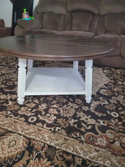 Farmhouse coffee/ center table