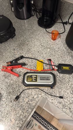 Stanley fatmax 1800 amp battery jump starter