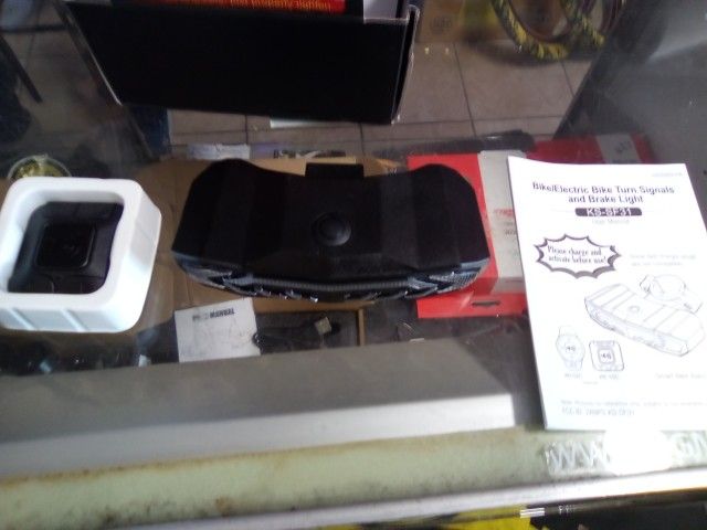 Bicycle Blinkers And Alarm