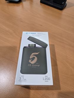 NEW OLIGHT Baton 3 Premium Green Facebook Group Limited Edition