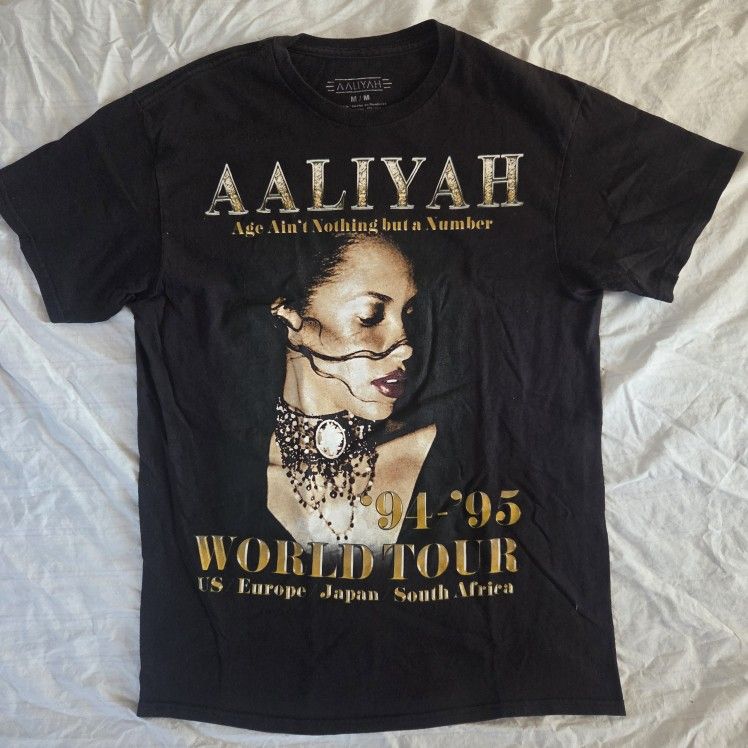 Aaliyah World Tour 94 95