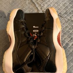 Retro Jordan 11 Low 