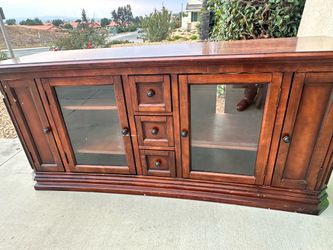 Wood TV Console / Media Cabinet – Solid & Stylish