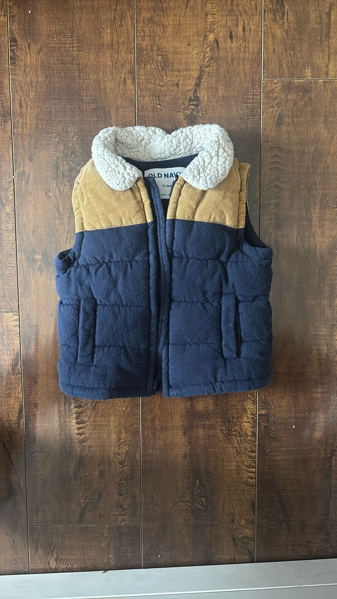 Old Navy Puffer Vest 12-18 Months