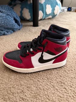 Jordan 1 mid Chicago black toe