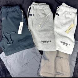 Essential Shorts Black, White, Milky White 