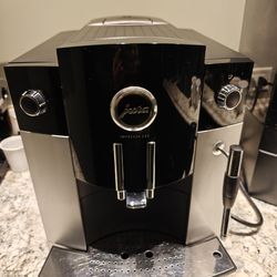 Jura C65 Coffee Espresso Super Automatic Machine. Fully Refurbished!