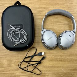 Bose QuietComfort 35 Wireless Noise Cancelling Headphones White Smoke