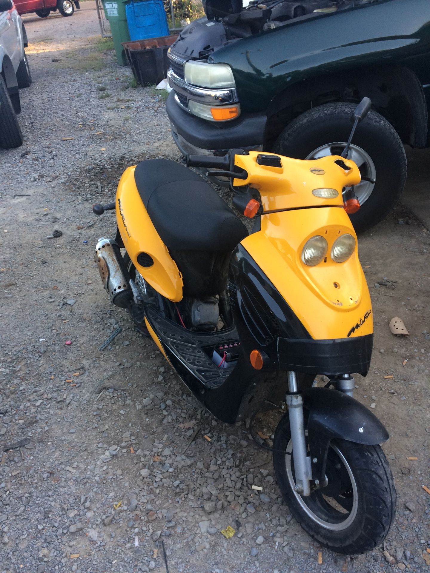 places near me that sell mopeds
