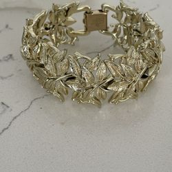Vintage CORO Gold Tone Bracelet 