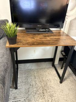 Office Desk $14.99 