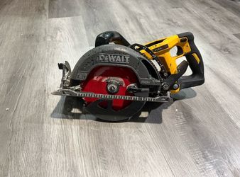 Dewalt Wormstyle circular saw