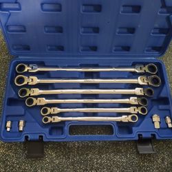 Extra Long Flexible Ratchet Wrenches $89 Firm Price, Brand New