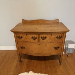 Dresser Set
