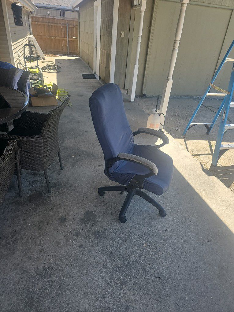 Good Office Chaire