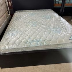 Full Size Mattress And Box Spring With Bed Frame 🚚Free Delivery 🚚