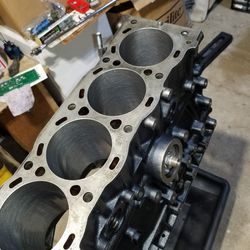 22RE Refurbished Engine Longblock With Auxiliaries 