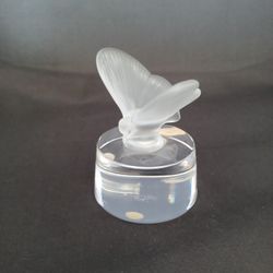 CRISTAL FRANCE BUTTERFLY FROSTED/CLEAR PAPERWEIGHT SIGNED 3.25" TALL X  2.75" BASE DIA