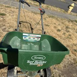 Scott’s Turf Builder Dispenser - Edge Guard 