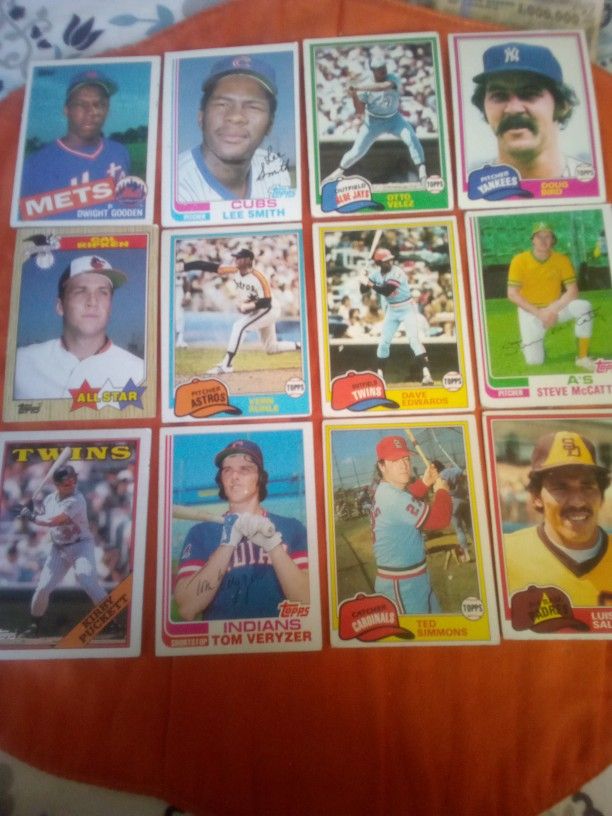 Baseball Cards . 