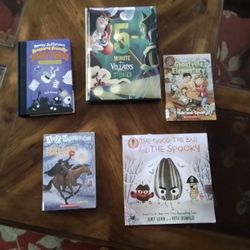 Halloween Kids Book Lot (5)