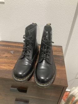 Dr Martens Men Boots