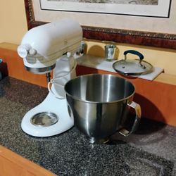 Kitchen aid mixer