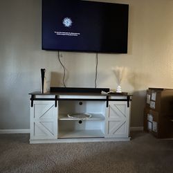 TV Stand 