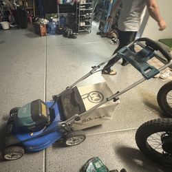 Brand New Electric Lawnmower With Battery And Charger