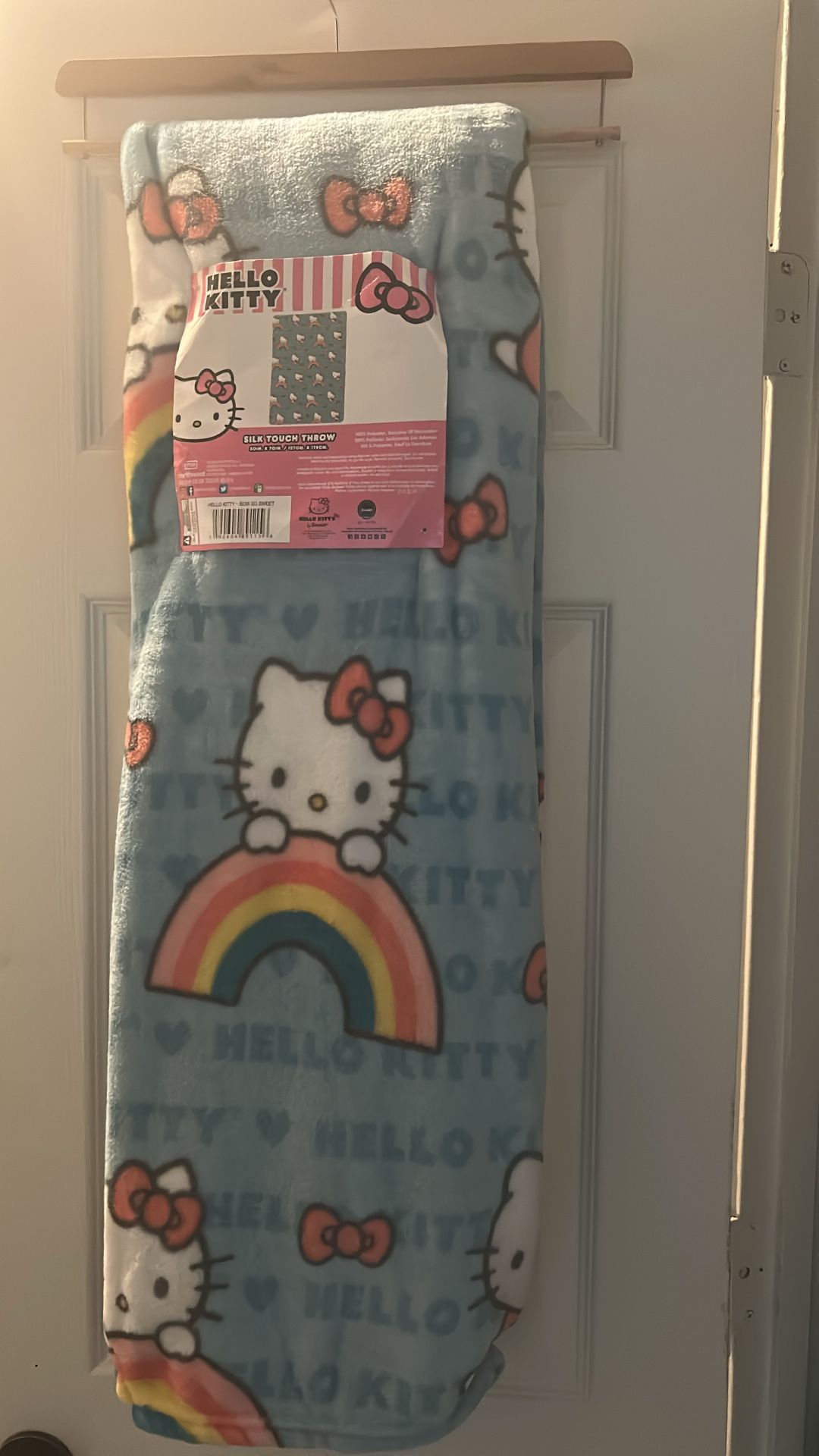 Hello Kitty Blanket