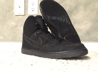 Nike son of force size 11