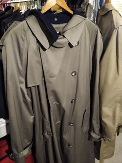 Men's 46 regtan rain trench coat