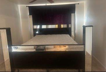 Must Go Today!! Mirrored Cal King Head Board and Bed Frame Mirrored / Black