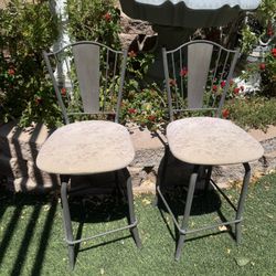 Swivel bar Stools $20 each ($35 for both)