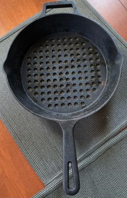 10” Perforated Cast Iron Pan for Grilling