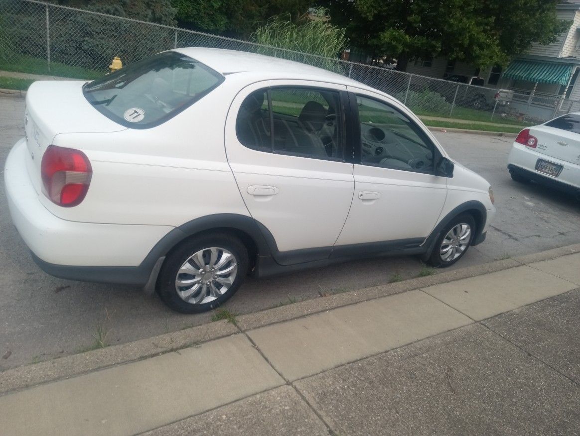 2000 Toyota Echo