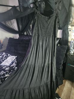 Long black dress