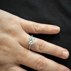 925 Sterling Silver Moissanite Ring