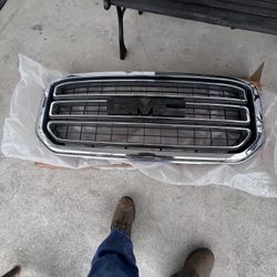 2015-2017 GMC yukon front grill