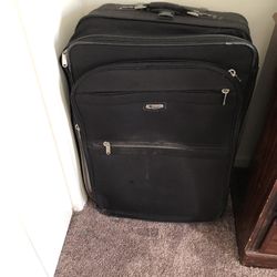 Suitcase 28”