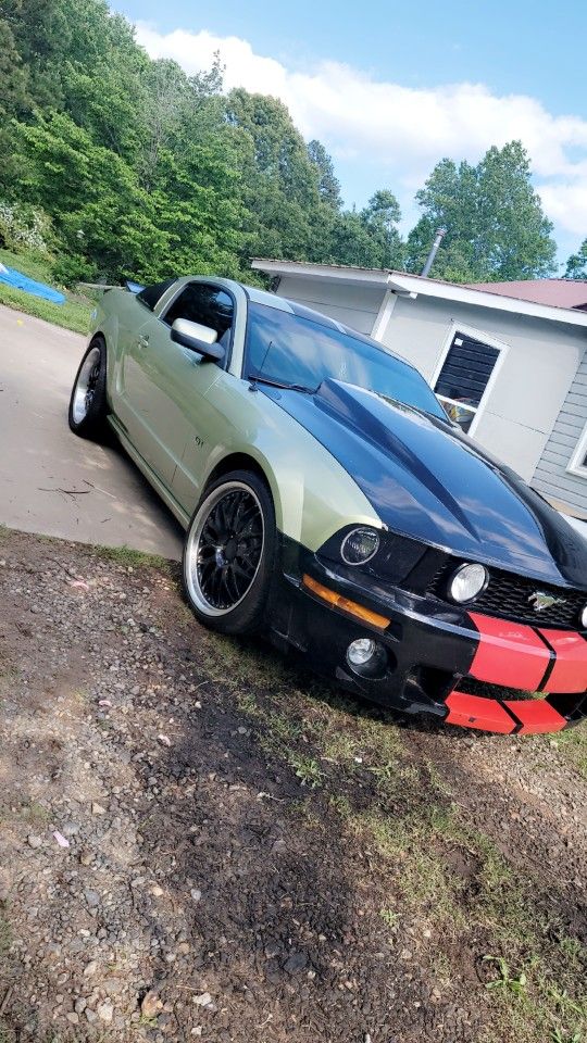 2006 Ford Mustang
