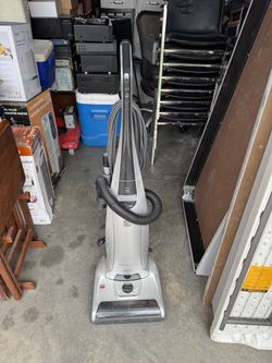 Kenmore Elite 31150 Pet-Friendly Bagged Upright Vacuum