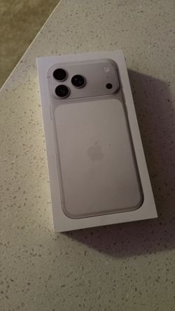 I Phone 17pro Max Silver 256gb